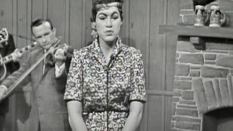 Station based on Patsy Cline - Crazy [Live]