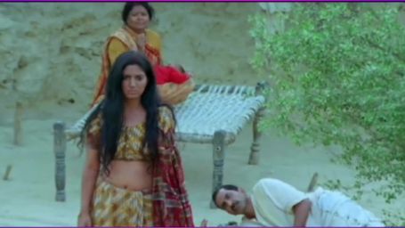Station based on Pamela Jain - Tukda Tukda (From "Gauraiya")