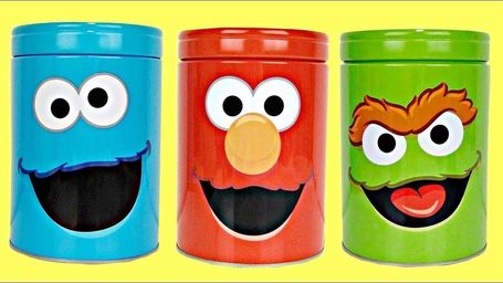 Sesame Street Counting with Elmo and the Cookie Monster Coin Banks Pretend Play!