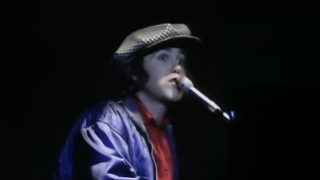 Station based on Elton John, Ray Cooper - Saturday Night's Alright (For Fighting) [Live At Rossiya Concert Hall, Moscow / 1979]