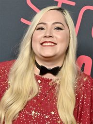 Vivienne "VivziePop" Medrano