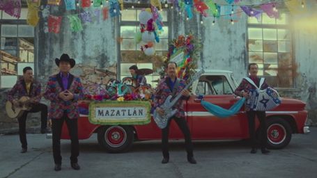 Station based on Los Tigres Del Norte - Pa' Los Plebes Y Mis Compas