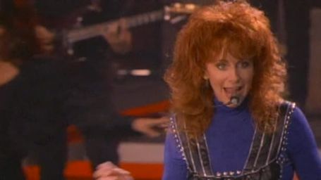 Station based on Reba McEntire - Why Haven't I Heard from You (Live From The Omaha Civic Center, 1994)