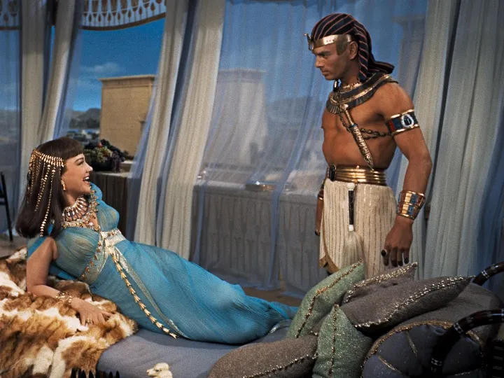How to watch and stream The Ten Commandments - 1956 on Roku