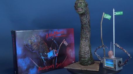Neca Toys "A Nightmare on Elm Street" Accessory Set