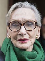 Sîan Phillips