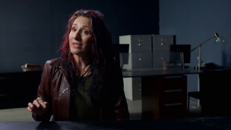 American Mystery: S1 E4 - Triangles