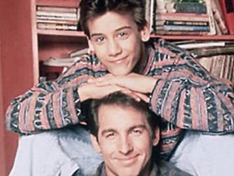 How to watch and stream Dream On - 1990-1996 on Roku