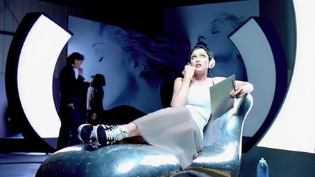 Station based on Madonna - Rain