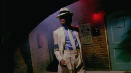 Station based on Michael Jackson - Smooth Criminal