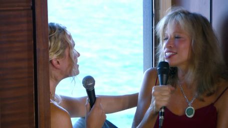 Station based on Carly Simon - Devoted to You [Live]