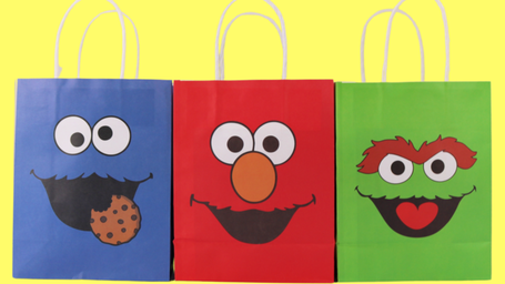Sesame Street Toy Surprises Good Bags with Elmo, Cookie Monster and Oscar the Grouch