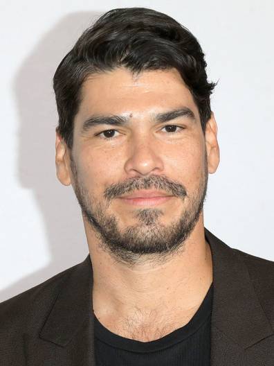 How to watch and stream Raúl Castillo movies and TV shows