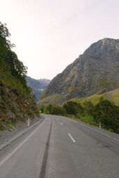 Scenic Roads in New Zealand – Milford Sound Drive (2-Hour Virtual Cycling & Biking Training)