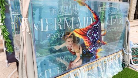 Victorian Vibes and Mermaid Dives