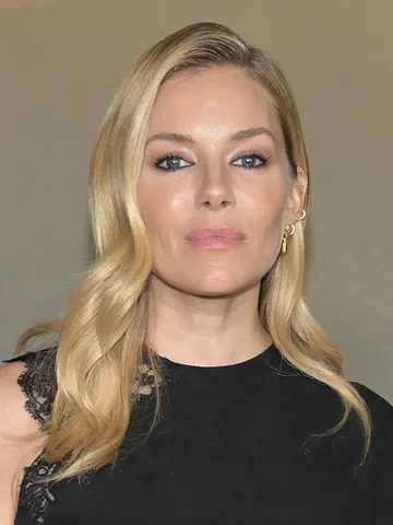 Extrapolations Cast: Photo of Sienna Miller