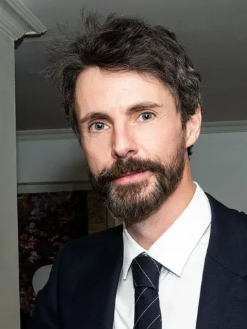 The Offer Cast: Photo of Matthew Goode