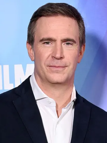 Ten Percent Cast: Photo of Jack Davenport