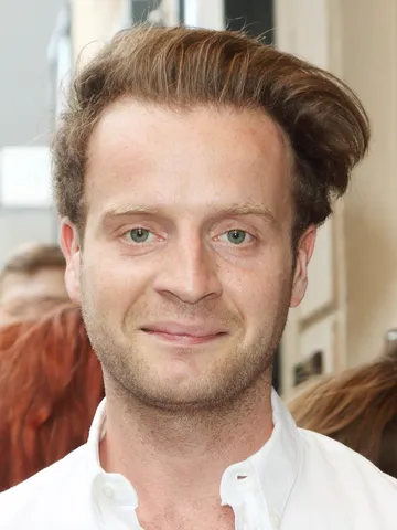 Monroe Cast: Photo of Andrew Gower
