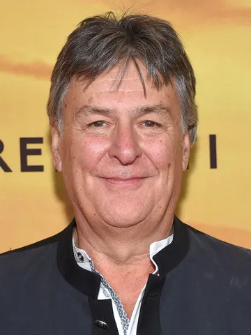 Serengeti Cast: Photo of John Downer