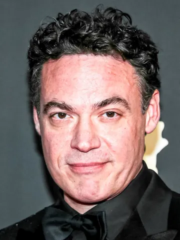 The Oldenheim Twelve Cast: Photo of Fedja van Huêt