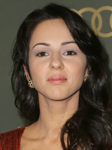 The Walking Dead: World Beyond Cast: Photo of Annet Mahendru