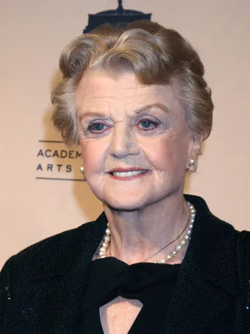 Murder, She Wrote Cast: Photo of Angela Lansbury