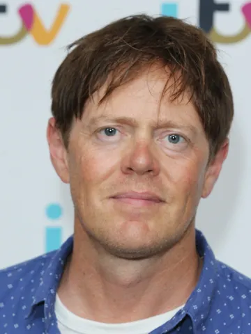 Murder City Cast: Photo of Kris Marshall