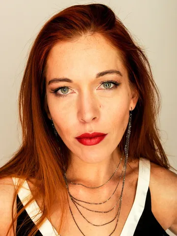 Blinded Cast: Photo of Yohanna Idha