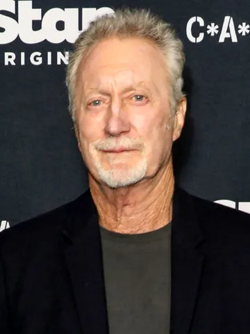 Journey to the Center of the Earth Cast: Photo of Bryan Brown
