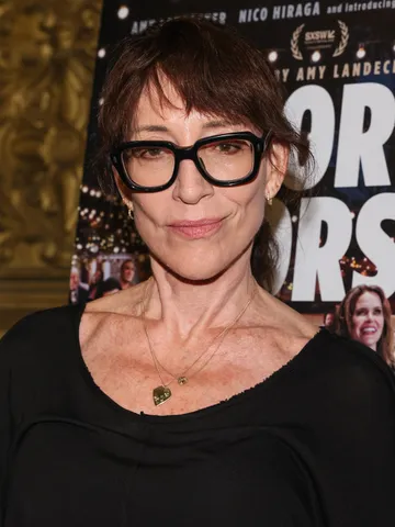 8 Simple Rules Cast: Photo of Katey Sagal