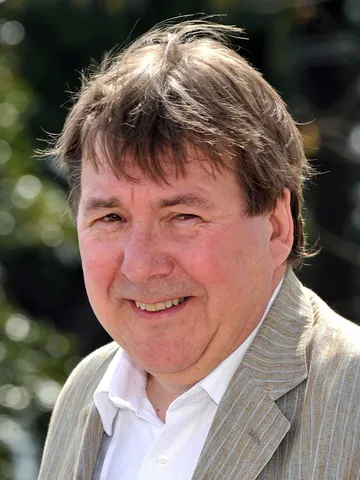 Human Trafficking Cast: Photo of Rémy Girard