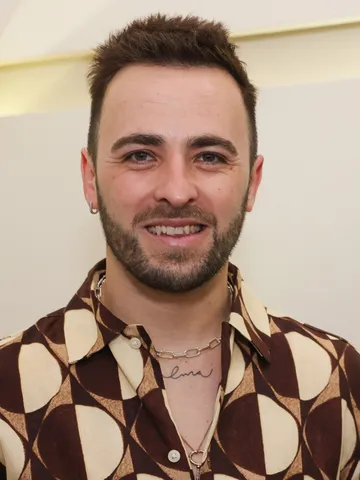 Amigos Por Siempre Cast: Photo of Martín Ricca